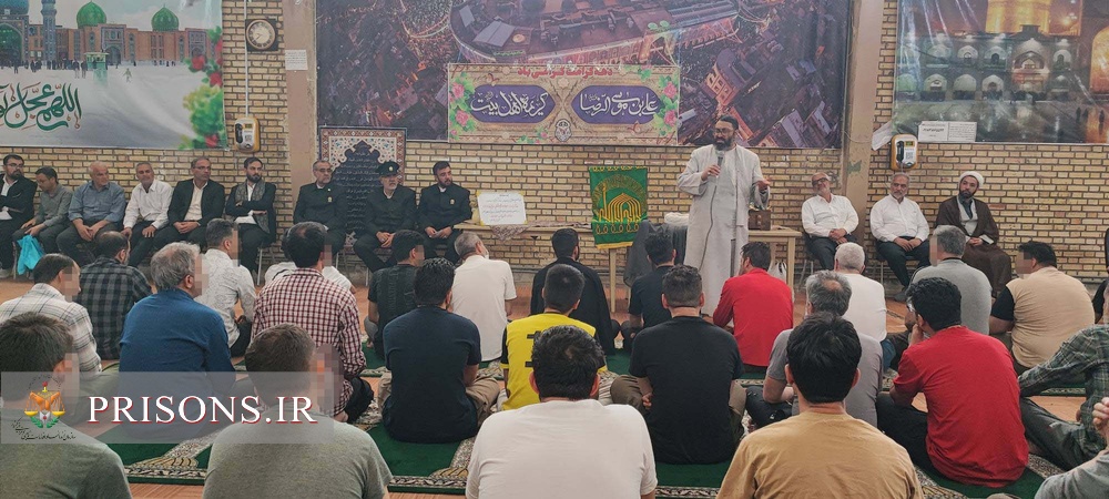 پرچم حرم امام رضا در محلات