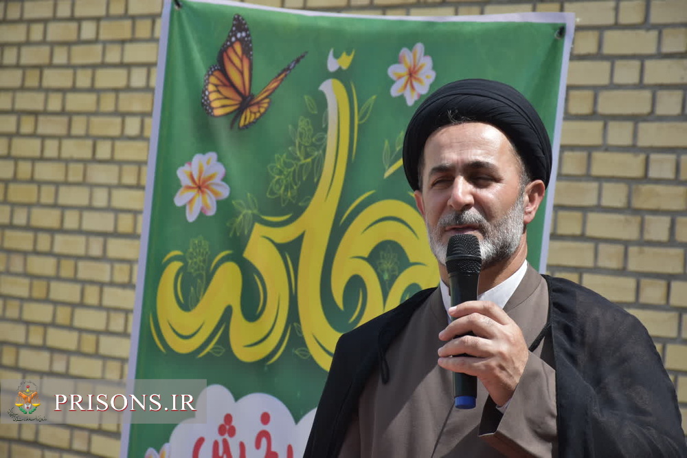 گرامیداشت روز معلم با تجلیل از تلاشگران عرصه اصلاح و تربیت در گلستان