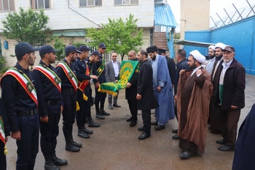 کاروان زیر سایه خورشید آستان قدس رضوی به زندان بوئین زهرا رسید