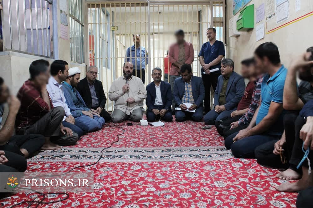 بازدید هیأت اعزامی اداره کل زندان‌ها از زندان طبس  