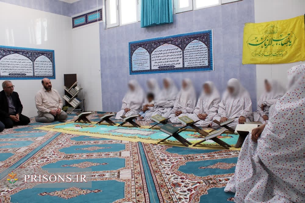 بازدید هیأت اعزامی اداره کل زندان‌ها از زندان طبس  