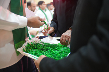 زیر سایه خورشید