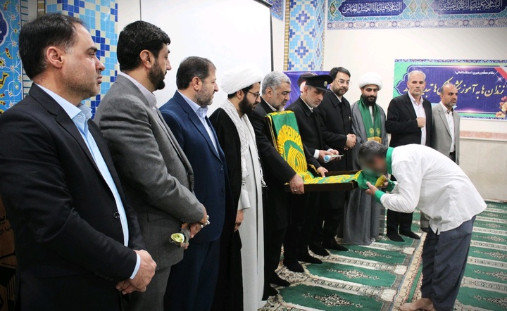 فیلم| آزادی 30 زندانی واجدشرایط ایلامی به حرمت پرچم حرم رضوی