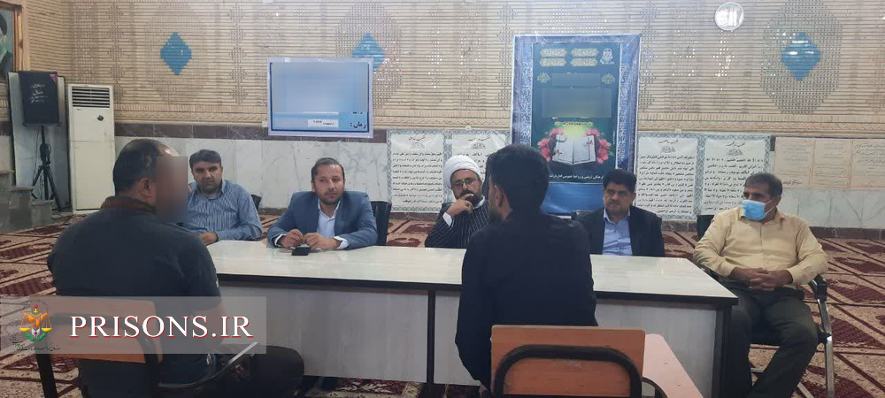 میز خدمت قضایی با حضور رئیس دادگستری و دادستان شهرستان باشت با زندانیان گچسارانی