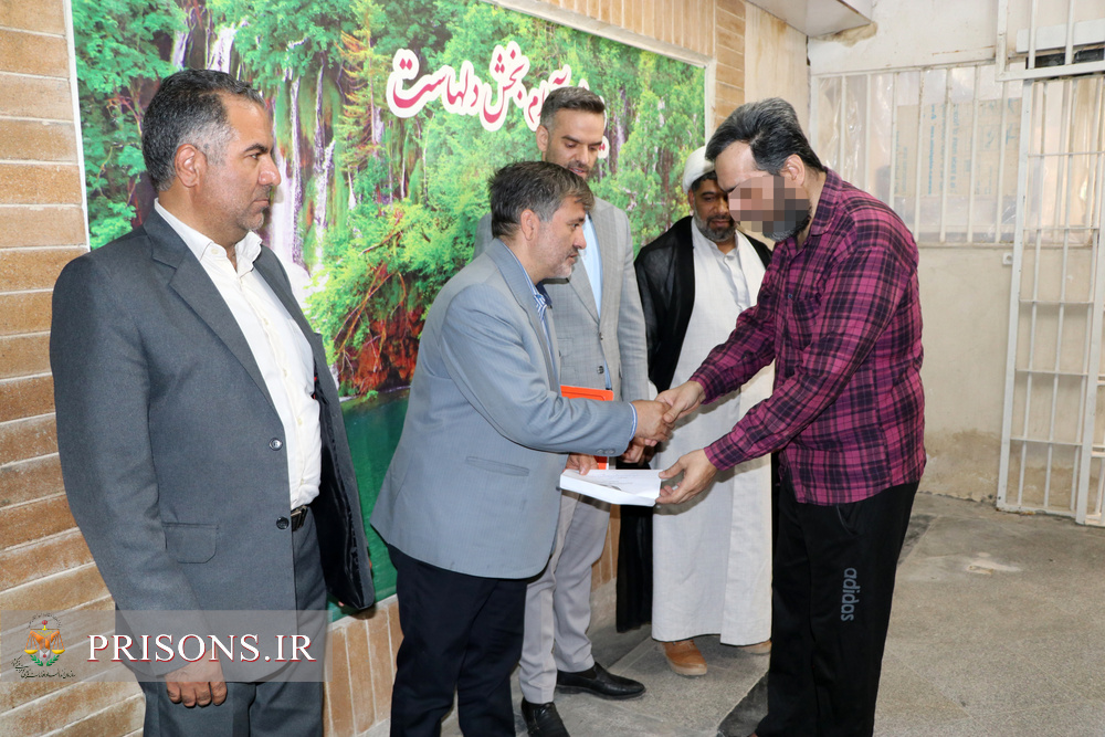 یک زندانی بدهکار با گذشت شکات آزاد شد یک زندانی بدهکار با گذشت شکات آزاد شد