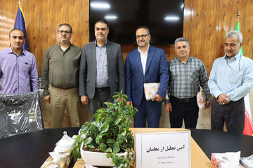 برگزاری آئین تجلیل از معلمان، معماران آینده در سنگر اصلاح و تربیت زندانیان