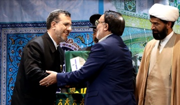 پرچم متبرک ضریح منور و نورانی امام رضا(ع) در زندان تبریز