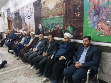 پرچم متبرک ضریح منور و نورانی امام رضا(ع) در زندان تبریز