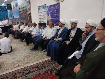 پرچم متبرک ضریح منور و نورانی امام رضا(ع) در زندان تبریز