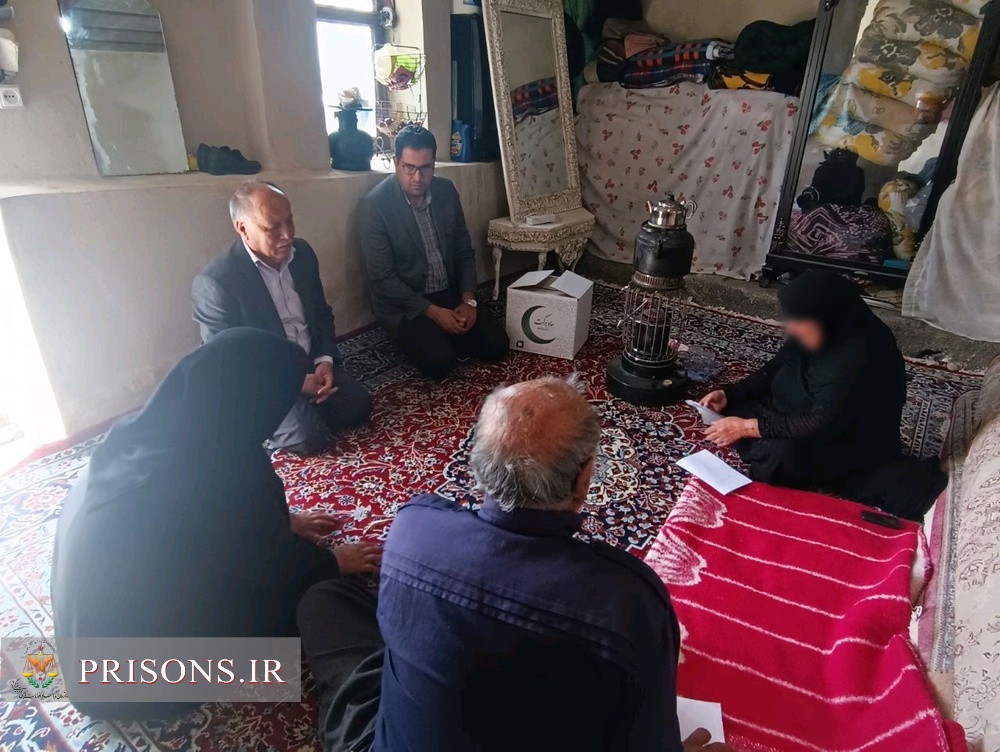 سرکشی دادستان ایوان از خانواده زندانیان سرکشی دادستان ایوان از خانواده زندانیان