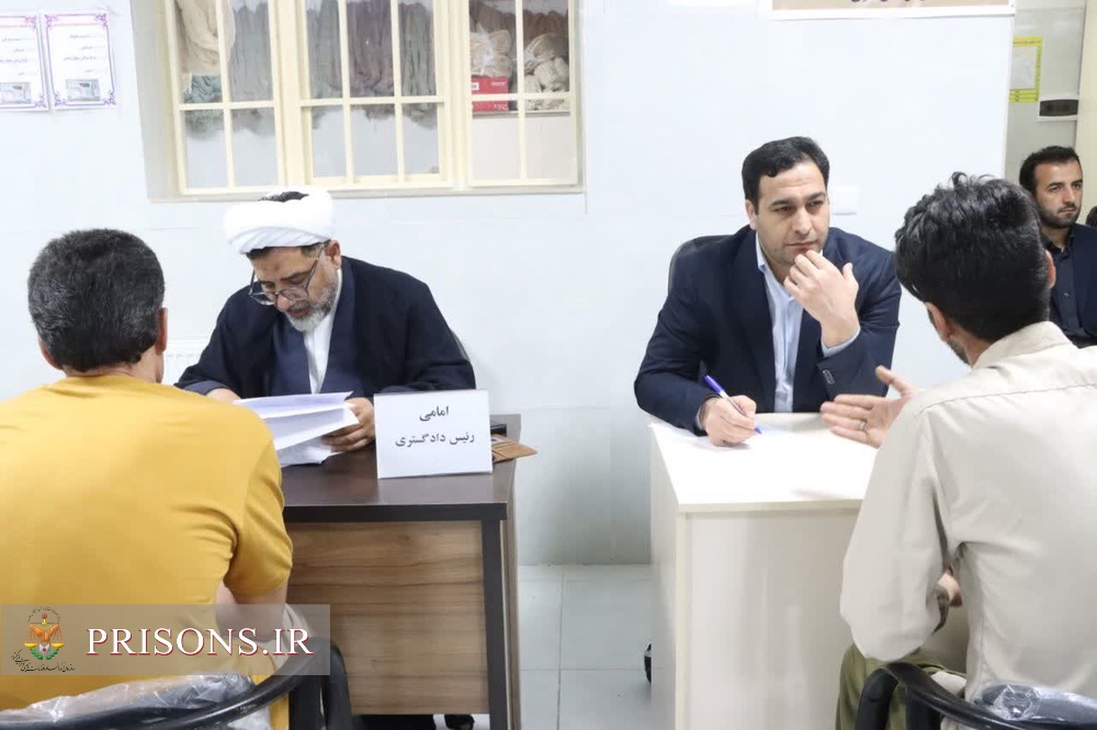 بازدید شبانه زندان خوی