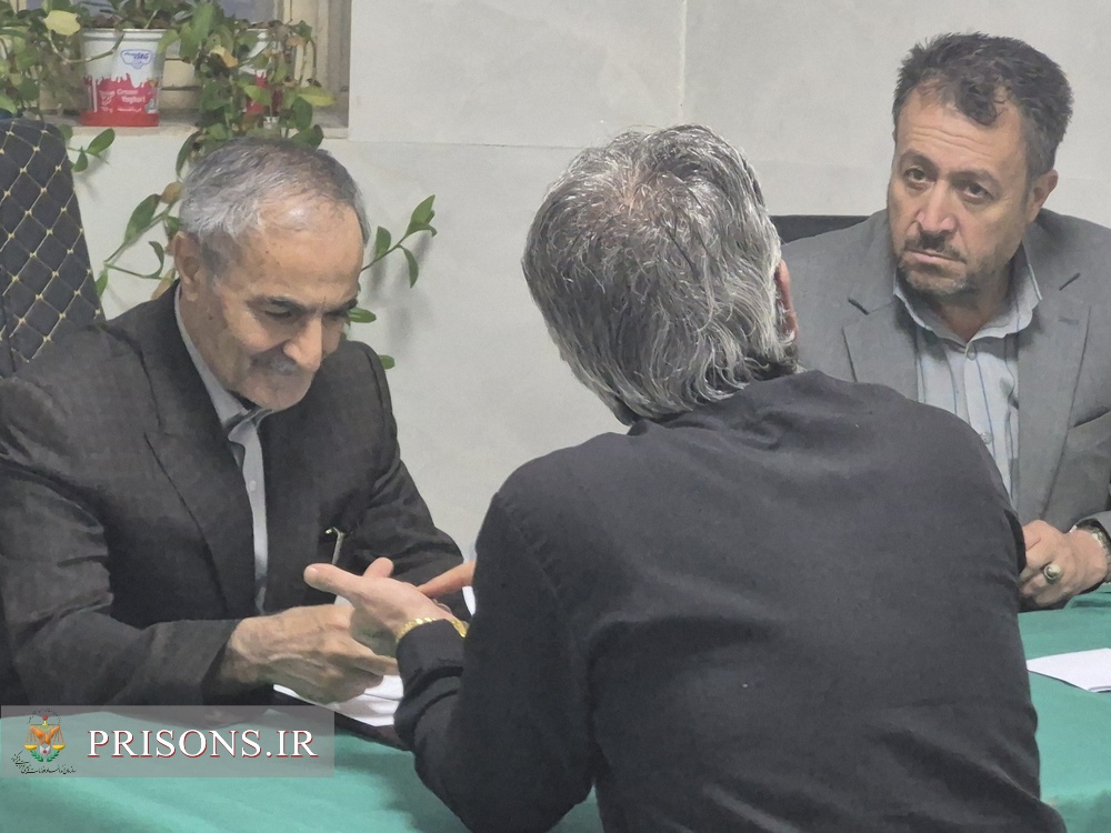 بازدید شبانه زندان خوی