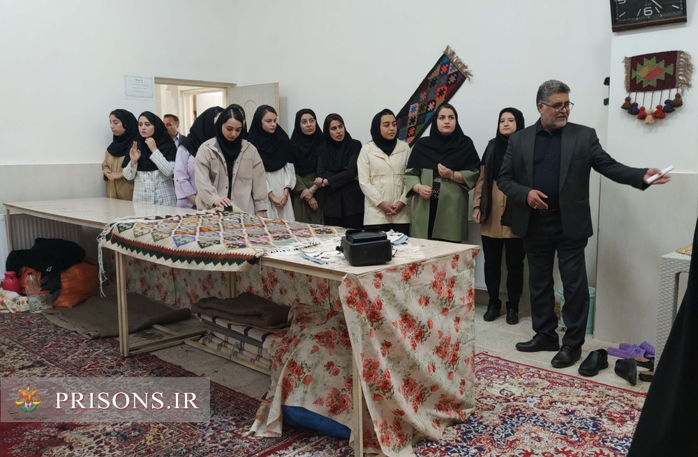تور علمی دانشجویان رشته روانشناسی دانشگاه محقق اردبیلی از ندامتگاه زنان 