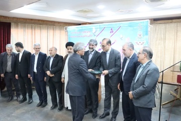 آئین «شکرانه کرامت» با تجلیل از خیرین شهرستان ماکو 