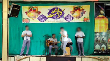 «کاروان زیرسایه خورشید» میهمان زندانیان اندرزگاه نسوان یزد
