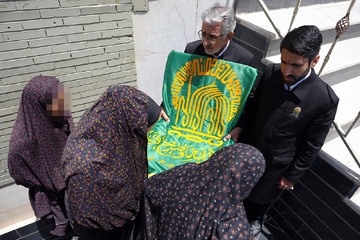 «کاروان زیرسایه خورشید» میهمان زندانیان اندرزگاه نسوان یزد