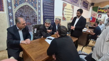موافقت با آزادی مشروط ۵ زندانی تبعه خارجی و اعطای مرخصی پایان حبس به ۱۰ محکوم زندان ماکو 