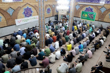 زندان ارومیه - مراسم پرجم گردانی حضرت امام رضا(ع)