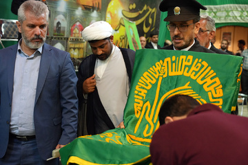 آزادی 8 زندانی یزدی به برکت حضور پرچم رضوی