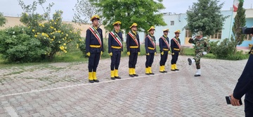 زیر کاروان خورشید - زندان میاندوآب