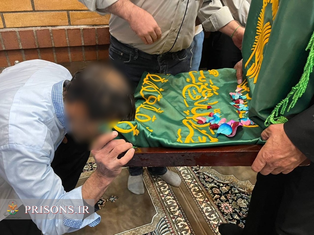 در مراسم استقبال از پرچم رضوی ۴ زندانی بیجاری آزاد شدند