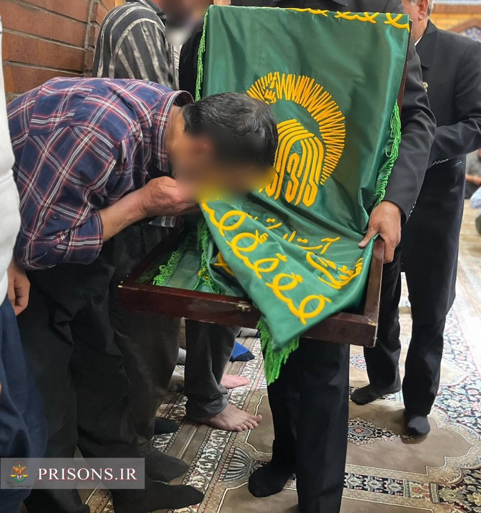 در مراسم استقبال از پرچم رضوی ۴ زندانی بیجاری آزاد شدند