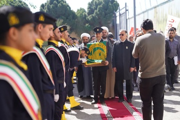 ۱۰۲ زندانی به برکت پرچم مقدس آستان قدس رضوی آزاد شدند