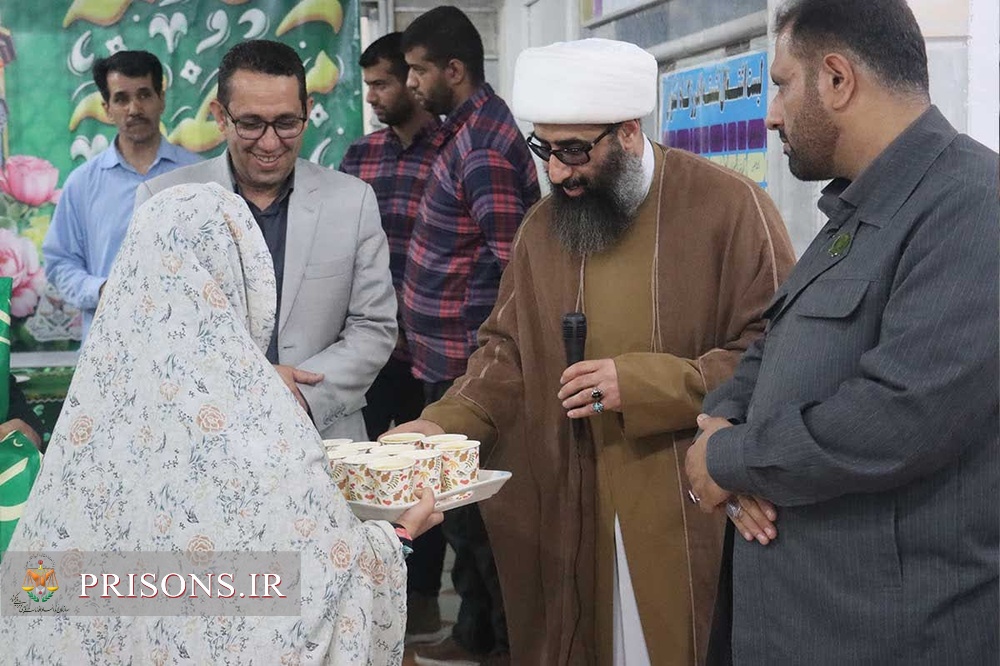 استقبال از بیرق مطهرحرم حضرت معصومه(س) در زندان زاهدان