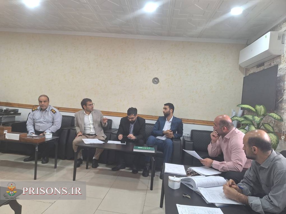34 نفر از زندانیان زندان نور با تصمیم شورای طبقهبندی از ارفاقات قانونی برخوردار شدند 34 نفر از زندانیان زندان نور با تصمیم شورای طبقهبندی از ارفاقات قانونی برخوردار شدند
