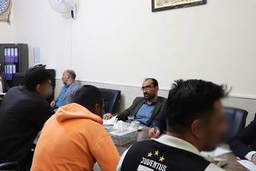 دیدار چهره به چهره مقامات قضایی شهرستان کرج با زندانیان ندامتگاه مرکزی کرج