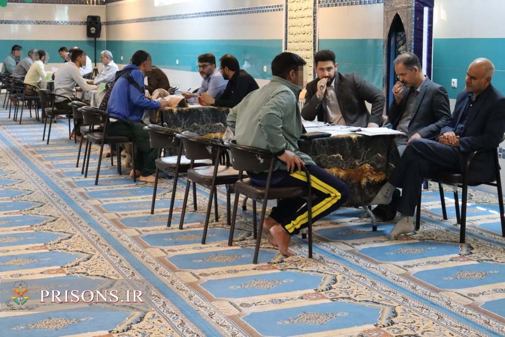 بازدید هفتگی مدیرکل زندان‌های استان مرکزی از اردوگاه کاردرمانی اراک