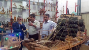 بازدید مدیر انجمن حمایت زندانیان یزد از مجموعه اشتغال و حرفه‌آموزی زندان مرکزی