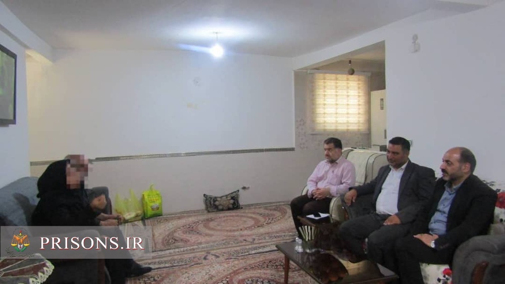 اعزام خانواده زندانی رودباری به مشهد مقدس در پی سرکشی سرپرست زندان‌های گیلان