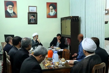 رسیدگی رییس کل دادگستری استان قزوین به درخواست‌های زندانیان زندان مرکزی   