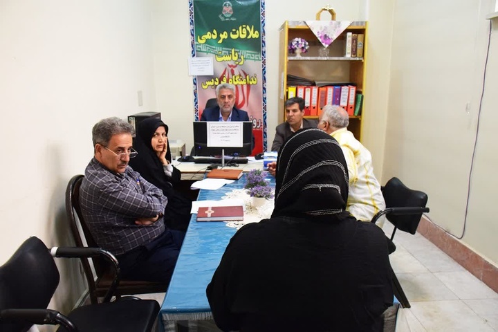 برگزاری میزخدمت به‌مناسبت هفته خدمت در ندامتگاته فردیس