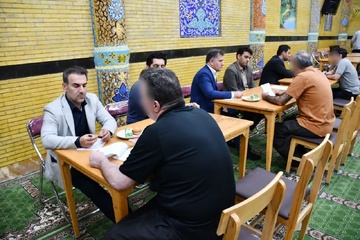 دیدار معاونین و قضات دادگستری کرمانشاه با زندانیان در زندان مرکزی  