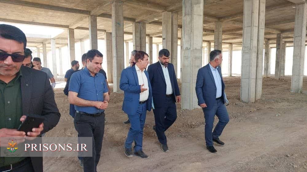 بازدید معاون وزیر راه و شهرسازی از پروژه ساماندهی زیرساختهای تأمینی و تربیتی اهواز بازدید معاون وزیر راه و شهرسازی از پروژه ساماندهی زیرساختهای تأمینی و تربیتی اهواز