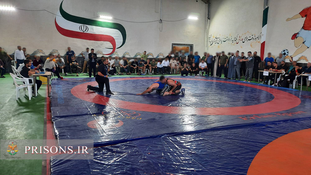 مسابقات کشتی پهلوانی زندانیان استان مازندران در زندان آمل برگزار شد 