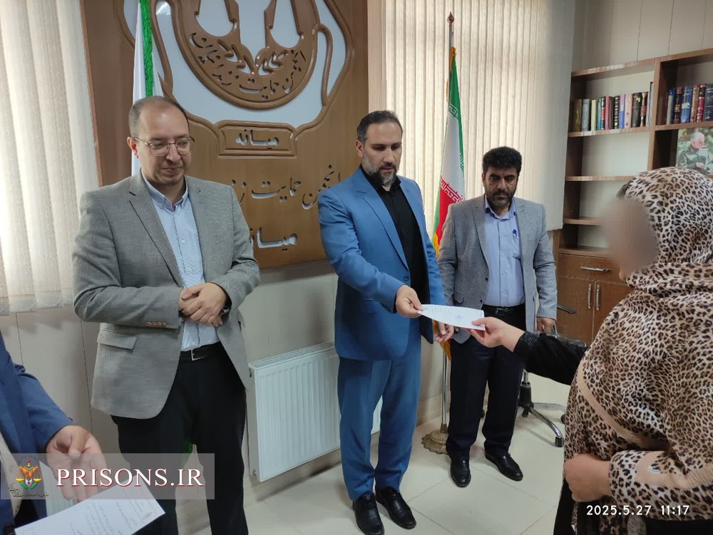 کمک 450میلیون تومانی خیرین شهرستان میانه در جشن «نسیم مهر»