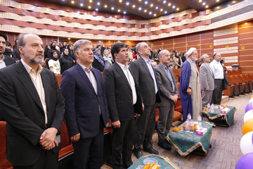 برگزاری جشن نسیم مهر در اراک