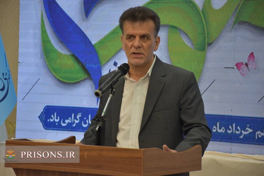 حمایت ۱۶ میلیارد ریالی خیرین از خانوادههای زندانیان در جشن «نسیم مهر» سمنان حمایت ۱۶ میلیارد ریالی خیرین از خانوادههای زندانیان در جشن «نسیم مهر» سمنان