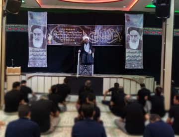 برگزاری مراسم سالگرد ارتحال امام خمینی (ره) در زندان مرکزی یزد