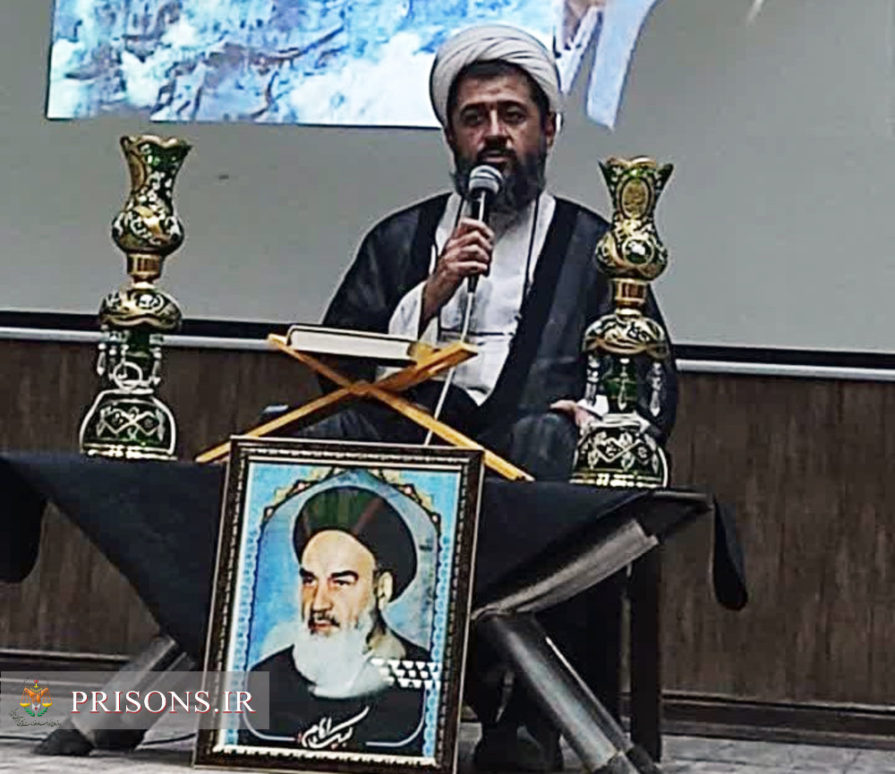 برگزاری محفل «در سوگ آفتاب»به مناسبت سالگرد ارتحال امام خمینی (ره) در زندان شهرستان اردکان
