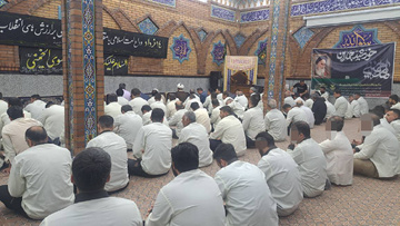 مراسم عرفه زندانیان ندامتگاه مرکزی ارومیه