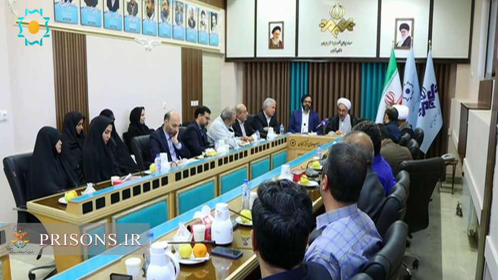 فیلم| گزارش خبری تجلیل از کارکنان صدا و سیمای مرکز زنجان در کمک به آزادی زندانیان جرائم غیر عمد