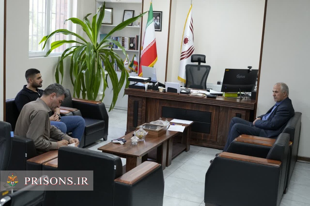 آزادی زندانی بدهکار جرائم غیرعمد البرزی با کمک نیکوکار جوان آزادی زندانی بدهکار جرائم غیرعمد البرزی با کمک نیکوکار جوان