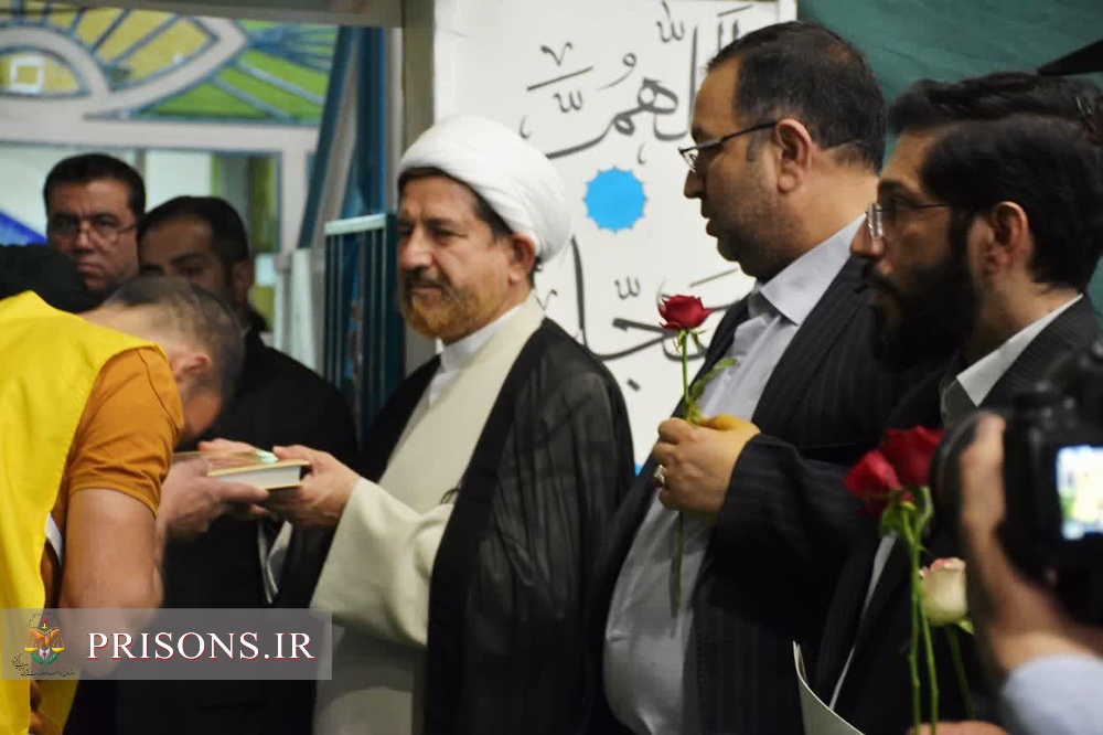 گزارش صدا و سیمای مرکز خراسان رضوی از آئین آزادی ۶۲۱ زندانی در استان