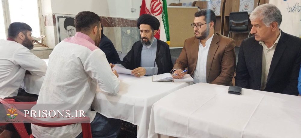 میز خدمت ۸۷ نفر از قضات استان کردستان در زندان‌ها برای کمک به پرونده زندانیان
