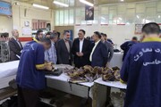 بازدید مدیرعامل بنیاد تعاون زندانیان کشور از کارخانجات زندان مرکزی تبریز