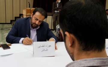 برگزاری میز خدمت قضایی در زندان مرکزی یزد به مناسبت دهه امامت و ولایت